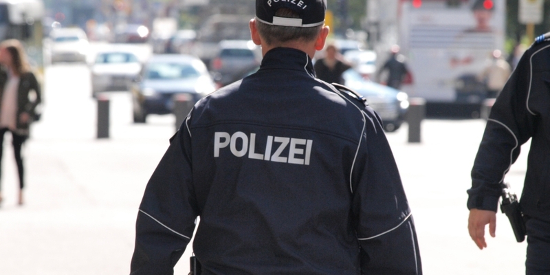 Berliner Polizist - Foto: über dts Nachrichtenagentur