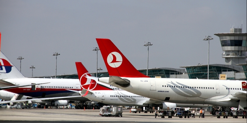 Flugzeuge am Flughafen Istanbul-AtatÃ¼rk - Foto: über dts Nachrichtenagentur