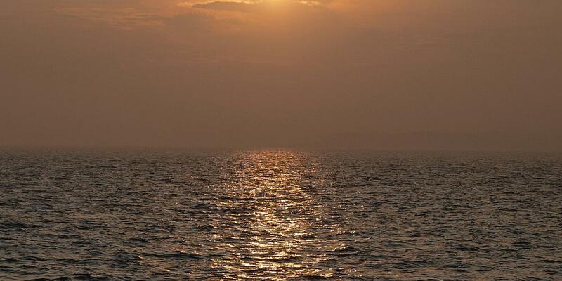 Sonnenuntergang über dem Meer (Archiv) - Foto: über dts Nachrichtenagentur