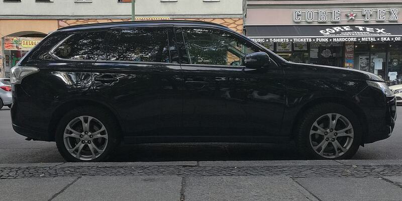 SUV (Archiv) - Foto: über dts Nachrichtenagentur