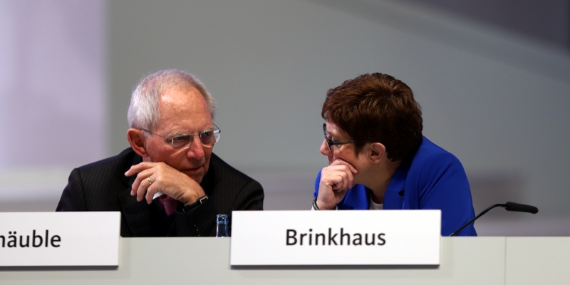 Wolfgang SchÃ¤uble und Annegret Kramp-Karrenbauer - Foto: über dts Nachrichtenagentur