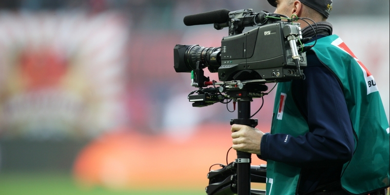 Fernsehübertragung eines Bundesliga-Spiels - Foto: über dts Nachrichtenagentur