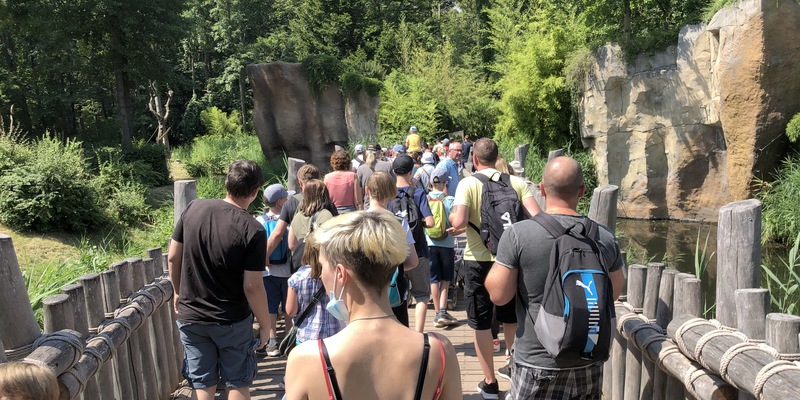 Abstandsregeln im Leioziger Zoo - Foto: CJ