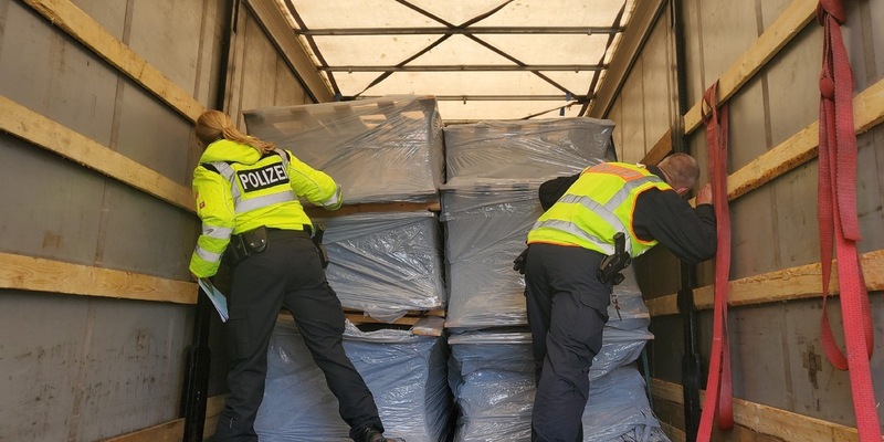 POL-HK: Soltau: Kontrollen in Soltau (Foto anbei); Soltau: Schlägerei; Böhme-Kirchwahlingen: Diebstahl auf Alpakahof - Polizei sucht Zeugen, etc. - Foto: presseportal.de