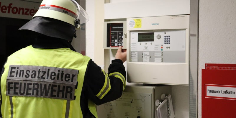 FFW Schiffdorf: Zwei Einsätze an einem Tag - Brandmeldeanlage löst aus - Foto: presseportal.de