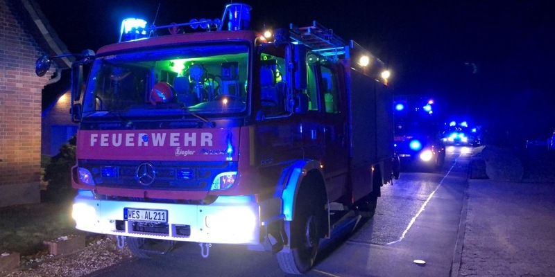 FW Alpen: Pkw Brand schnell gelöscht - Foto: presseportal.de