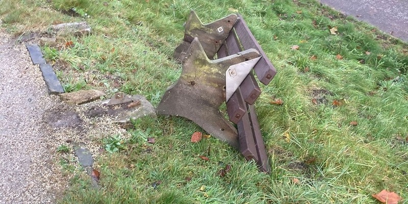 POL-STD: 23-jähriger Motorradfahre bei Unfall lebensgefährlich verletzt, Einbrecher in Containergebäude in Stade, Unbekannte dringen in Krautsander Beachclub und Veranstaltungsscheune in Freiburg ein - Foto: presseportal.de