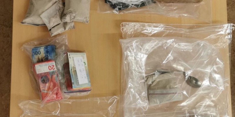 FW Weinheim: Rauchwarnmelder sorgt für Einsatz in Hohensachsen - Weinheimer Feuerwehr unterstützt bei Dachstuhlbrand in Edingen Neckarhausen - Foto: presseportal.de