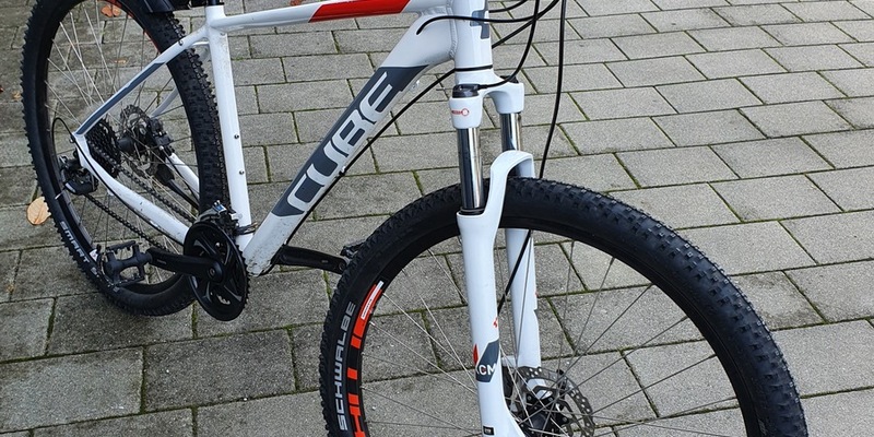 LPI-SLF: Eigentümer eines aufgefundenen Fahrrades gesucht - Foto: presseportal.de