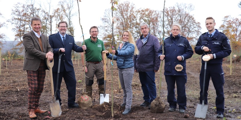 POL-HX: Mit PKW kollidiert - Radfahrerin schwer verletzt - Foto: presseportal.de