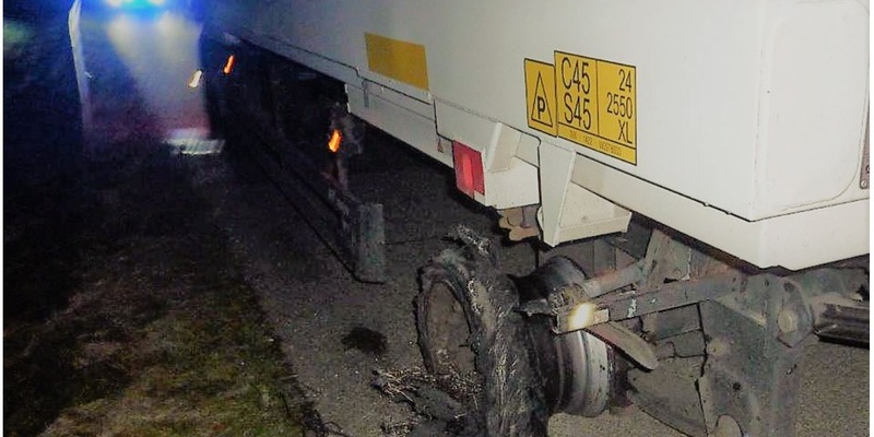 POL-PDLD: Verkehrsunfall mit hohem Sachschaden und leicht verletzter Person - Foto: presseportal.de