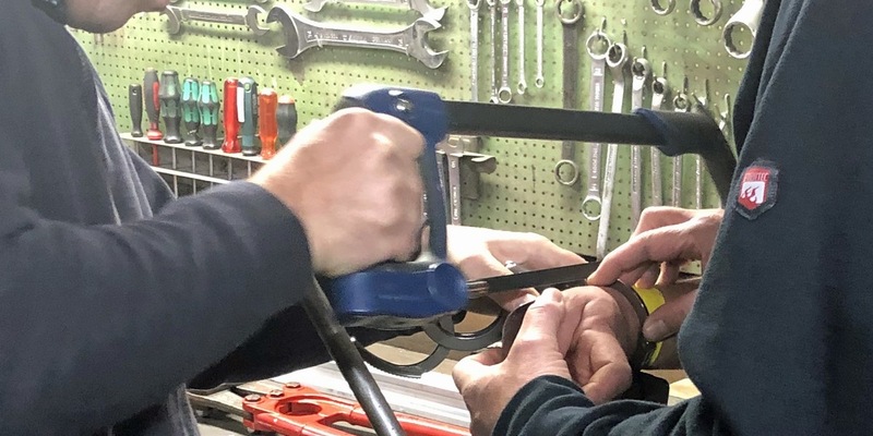 BPOL NRW: Nach Diebstahl dreier Parfüms: Bundespolizei nimmt Täterin vorläufig fest - Foto: presseportal.de