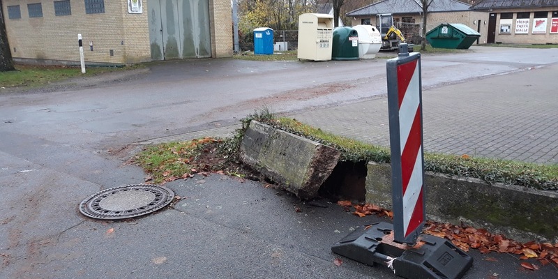 POL-DEL: Landkreis Oldenburg: Verkehrsunfallflucht in Wardenburg mit hohem Sachschaden +++ Zeugen gesucht - Foto: presseportal.de