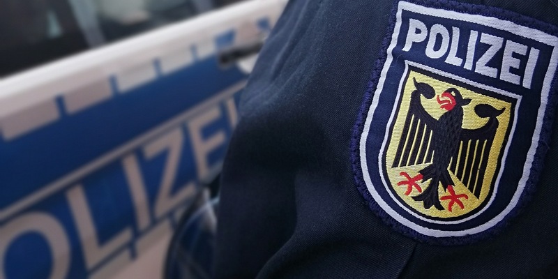 BPOL-BadBentheim: Bilanz der Bundespolizei zur Zweitligapartie VfL Osnabrück - FC Hansa Rostock - Foto: presseportal.de