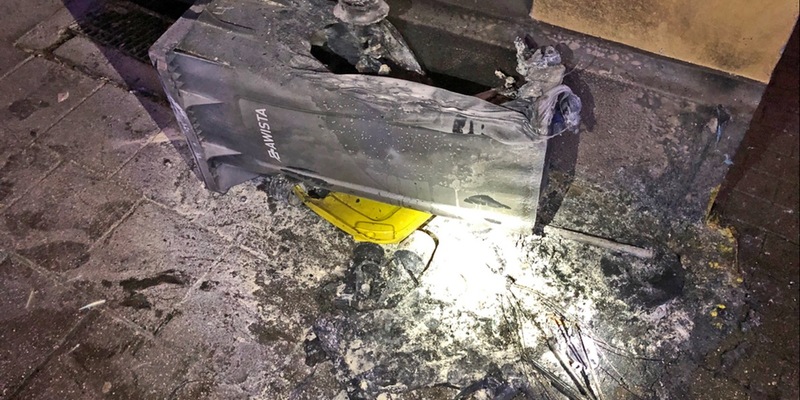 POL-ME: Gelbe Tonnen vor Wohnhauswand in Brand gesetzt - Velbert - 2112134 - Foto: presseportal.de