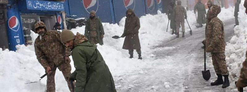 Schneef?lle in Pakistan - Foto: -/Inter Services Public Relations/AP/dpa