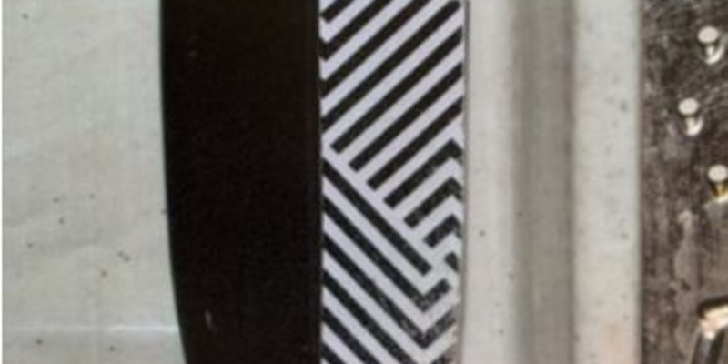 BPOLD FRA: 21 cm langes Küchenmesser im Rucksack - Mann leistet Widerstand gegen Bundespolizisten - Foto: presseportal.de