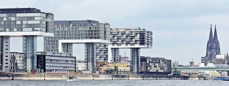 Die Kranhäuser in Köln sind ein Beispiel für innovative Renditeobjekte. - Foto: Abbildung 1: pixabay.com © pixel2013 (CC0 Creative Commons)