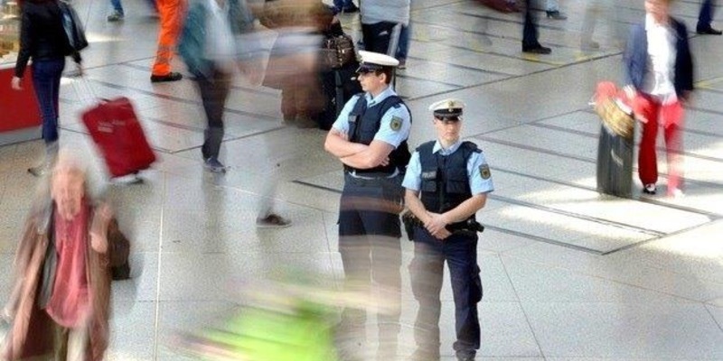 BPOL-KS: Portmonee aus Handtasche gestohlen - Foto: presseportal.de