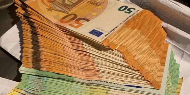 POL-EU: Erfolgreiche Durchsuchung - Foto: presseportal.de