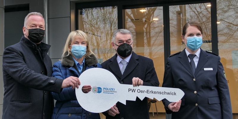 FW Hannover: Neue Fahrzeuge und Ausstattung - Foto: presseportal.de