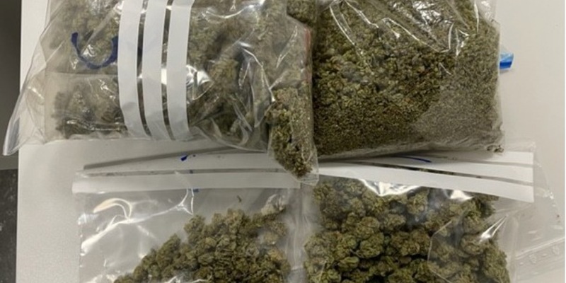 POL-E: Essen / Mülheim an der Ruhr: Verkehrsverstoß führt zu Drogenfund - drei Tatverdächtige festgenommen - Foto: presseportal.de