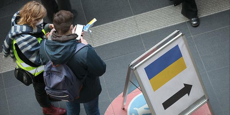 Helfer für Flüchtlinge aus der Ukraine am 02.03.2022 in Berlin - Foto: ?ber dts Nachrichtenagentur