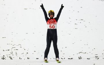 Karl Geiger hat kaum noch Chancen auf die Qualifikation für die Winterspiele. (Archivbild) - Foto: Daniel Karmann/dpa