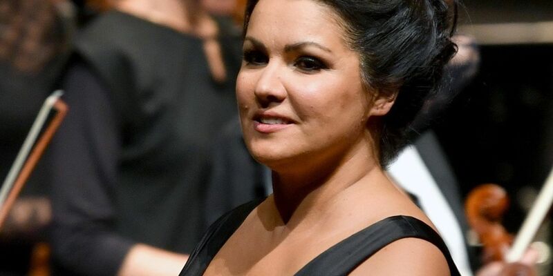 Steht wegen ihrer angeblicher Nähe zum russischen Präsidenten Wladimir Putin in der Kritik: Anna Netrebko. - Foto: Barbara Gindl/APA/dpa