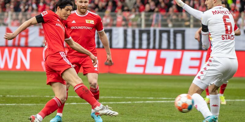 Es entwickelte sich ein abwechslungsreiches Spiel. - Foto: Andreas Gora/dpa