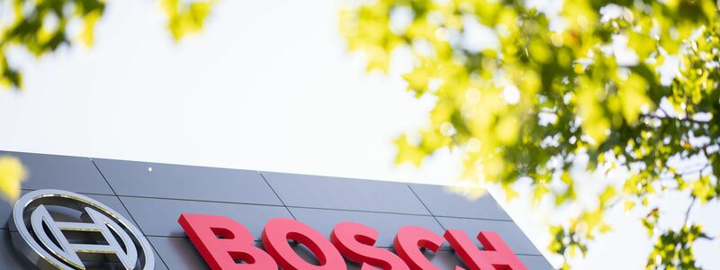 2025 will der Autozulieferer Bosch in seinem größten Geschäftsbereich wieder wachsen. (Archivbild) - Foto: Sebastian Gollnow/dpa