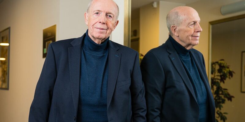 Reiner Calmund hofft auf die erste deutsche Meisterschaft in der Geschichte seines Ex-Clubs Bayer Leverkusen. - Foto: Oliver Dietze/dpa