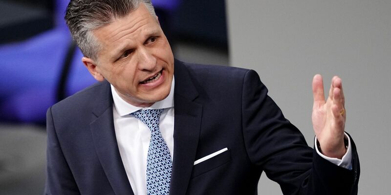 Leistungsabbau im Gesundheitssystem hält Kanzleramtschef Thorsten Frei (CDU) für unumgänglich. (Archivbild) - Foto: Kay Nietfeld/dpa