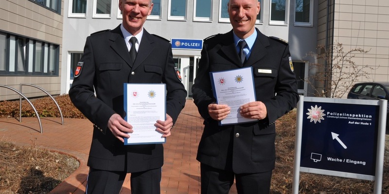 POL-WHV: Sicherheitspartnerschaft zur Bekämpfung der Clankriminalität: Behördenvertreter unterzeichnen regionale Kooperationsvereinbarung - Foto: presseportal.de