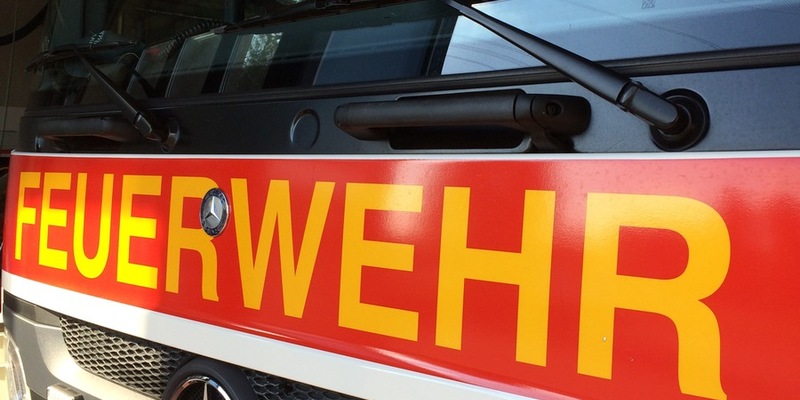 FW Dinslaken: Ereignisreicher Tag für die Feuerwehr Dinslaken - Foto: presseportal.de