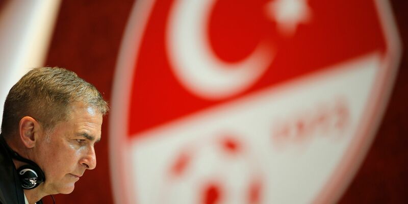 Wurde als Trainer der türkischen Fußball-Nationalmannschaft beurlaubt: Stefan Kuntz. - Foto: Uncredited/AP/dpa