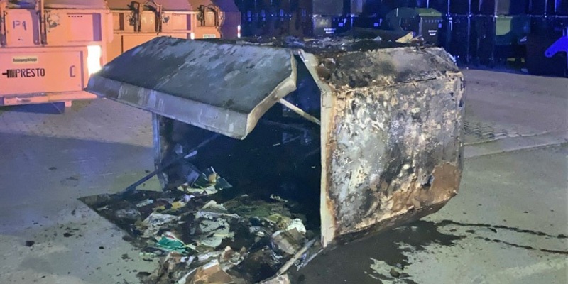 FW-EN: Erneuter Papiercontainerbrand an der Egge - Foto: presseportal.de