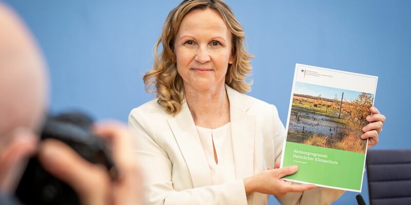 Bundesumweltministerin Steffi Lemke (Grüne) sorgt sich über die künftige Wasserversorgung. - Foto: Michael Kappeler/dpa