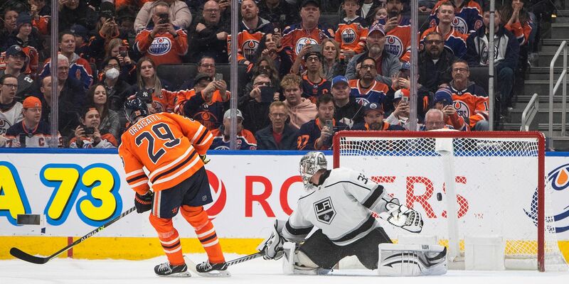 Leon Draisaitl ist Edmontons Matchwinner im vierten Spiel gegen die Kings. - Foto: Jason Franson/The Canadian Press/AP/dpa