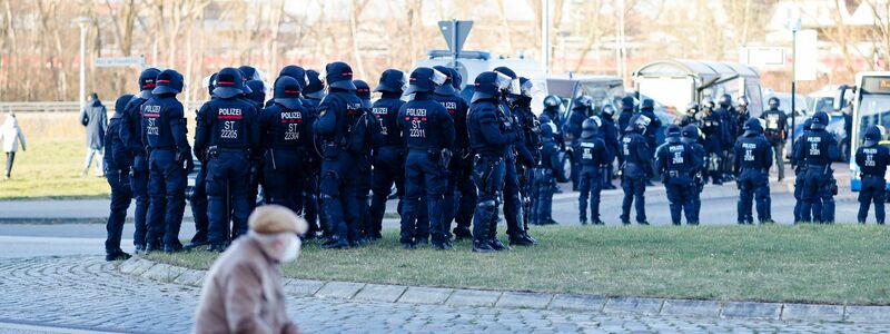 Der Jugendliche war in der vergangenen Woche festgenommen worden. (Symbolbild) - Foto: Frank Molter/dpa