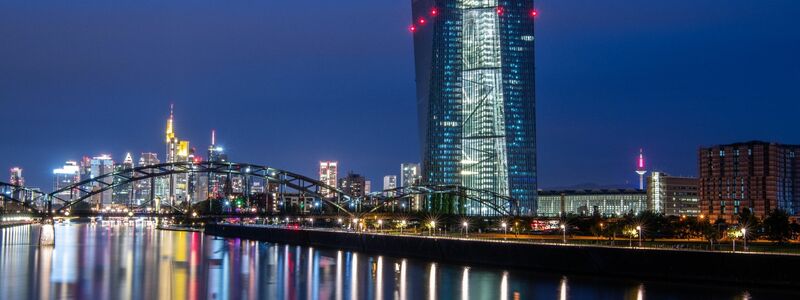 Die EZB in Frankfurt am Main. - Foto: Boris Roessler/dpa