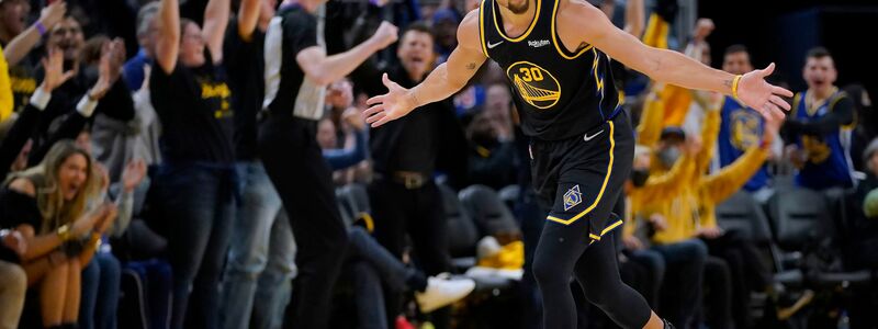 Feierte ein gelungenes Comeback beim Sieg der Golden State Warriors: Stephen Curry. - Foto: Jeff Chiu/AP/dpa