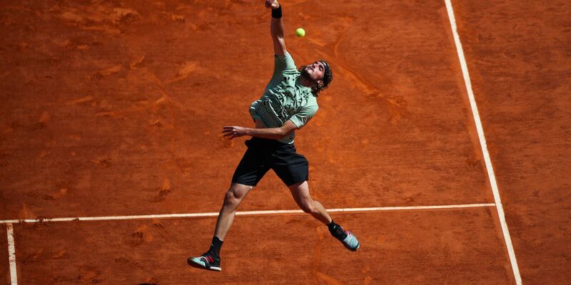 Konnte das Masters in Monte-Carlo gewinnen: Stefanos Tsitsipas. - Foto: Daniel Cole/AP/dpa