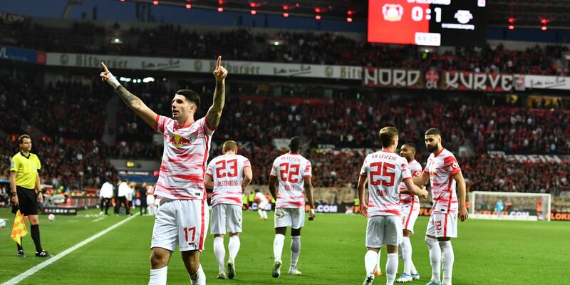 Leverkusen gewann zum Auftakt in einer hochklassigen Partie mit 3:2 gegen Leipzig. - Foto: Marius Becker/dpa
