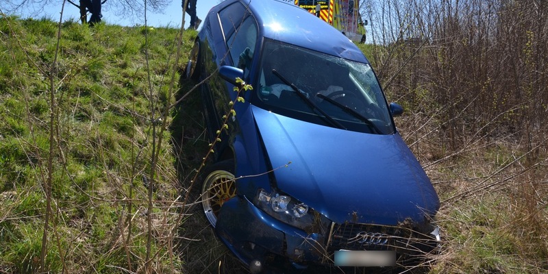 POL-HF: Auffahrunfall - 35-jährige Herforderin leichtverletzt - Foto: presseportal.de