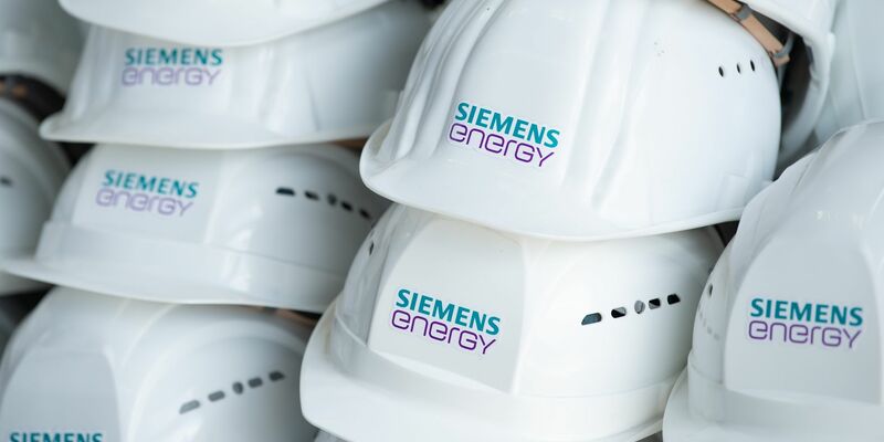 Siemens Energy kämpft mit Problemen in seiner Windkraftsparte. - Foto: Sebastian Kahnert/dpa-Zentralbild/dpa