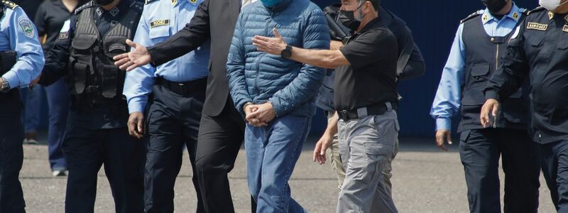 Der verurteile Ex-Präsident ist wieder frei. (Archivbild) - Foto: Elmer Martinez/AP/dpa