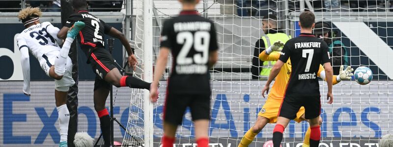 Brachte die Eintracht in Führung: Hugo Ekitiké - Foto: Arne Dedert/dpa