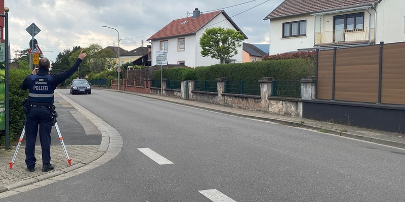 POL-PDLD: Edesheim - 15 Autofahrer zu schnell - Foto: presseportal.de