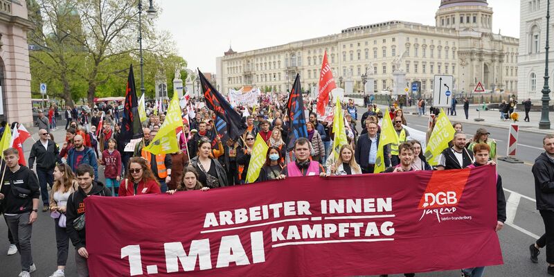 Haben ihre Beziehung öffentlich gemacht: Berlins Regierender Bürgermeister Kai Wegner (CDU) und Bildungssenatorin Katharina Günther-Wünsch (CDU). - Foto: Joerg Carstensen/dpa